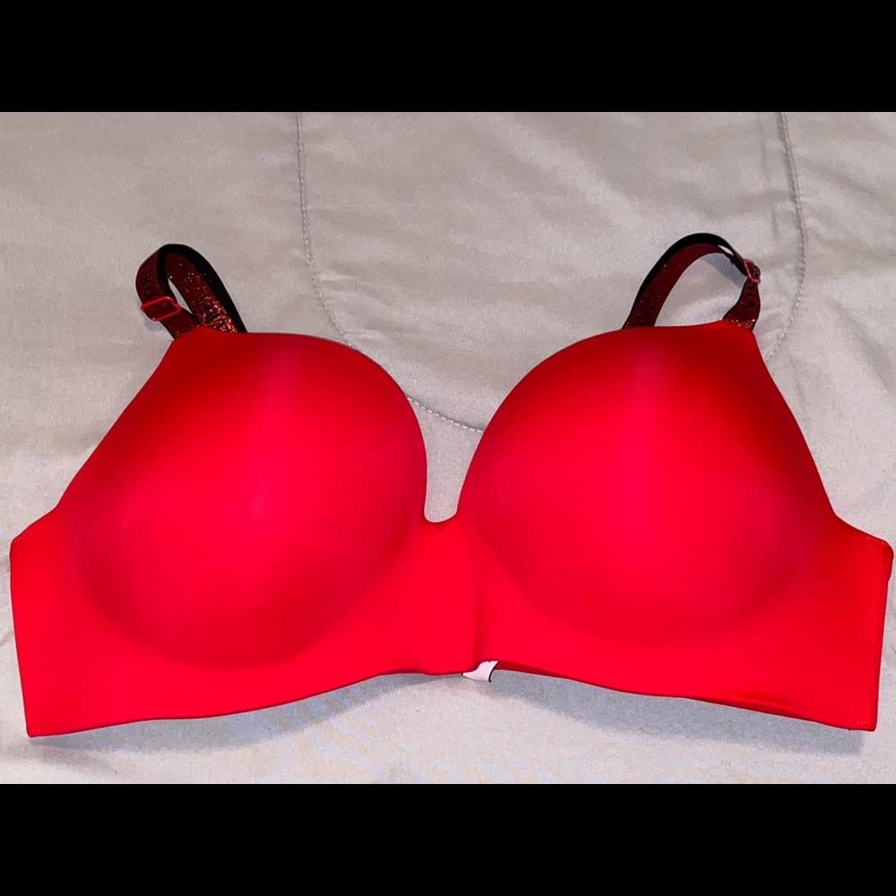 Victoria’s Secret Wireless Bra (40D)